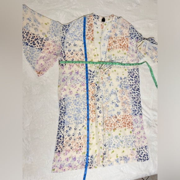 Wild Fable Kimono Sheer White Floral Print One Size - Picture 3 of 9